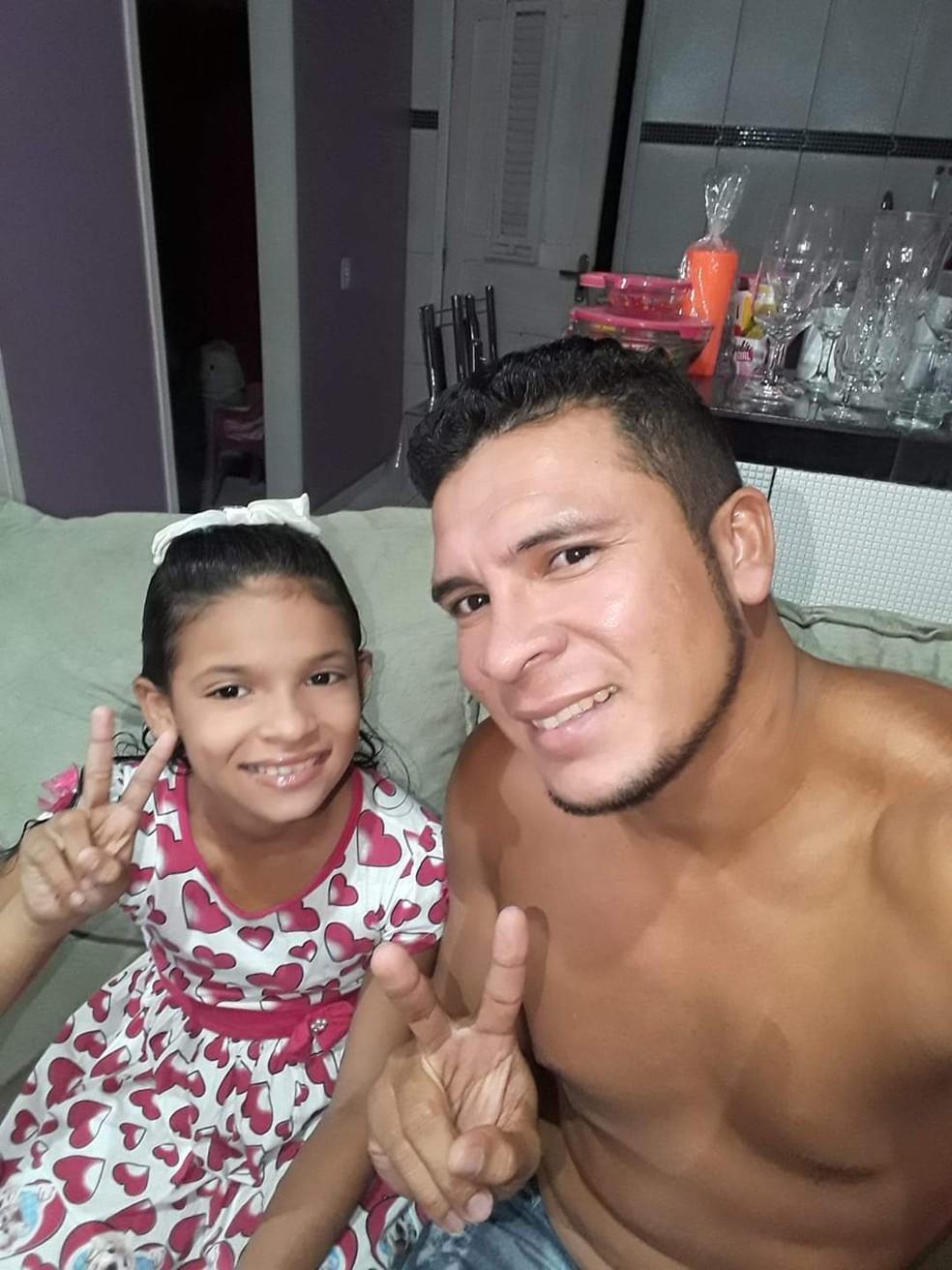 Larissa Fraso de Almeida de 12 anos e Getlio Rodrigues Frazo Jnior de 36 anos foram mortos na chacina Foto Arquivo pessoal