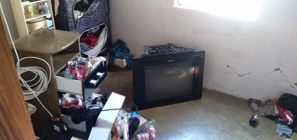 Criana de 4 anos morre aps televiso cair de mvel e acertar cabea dentro de casa em Jacinto Foto Arquivo Pessoal